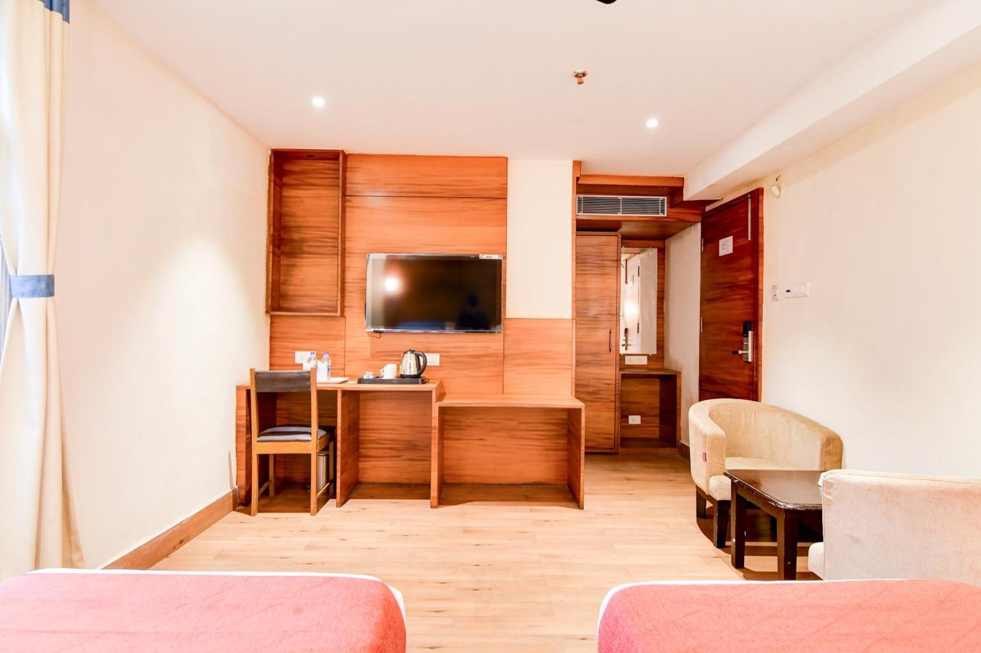 Hotel King'S Crown Calcutta  Esterno foto