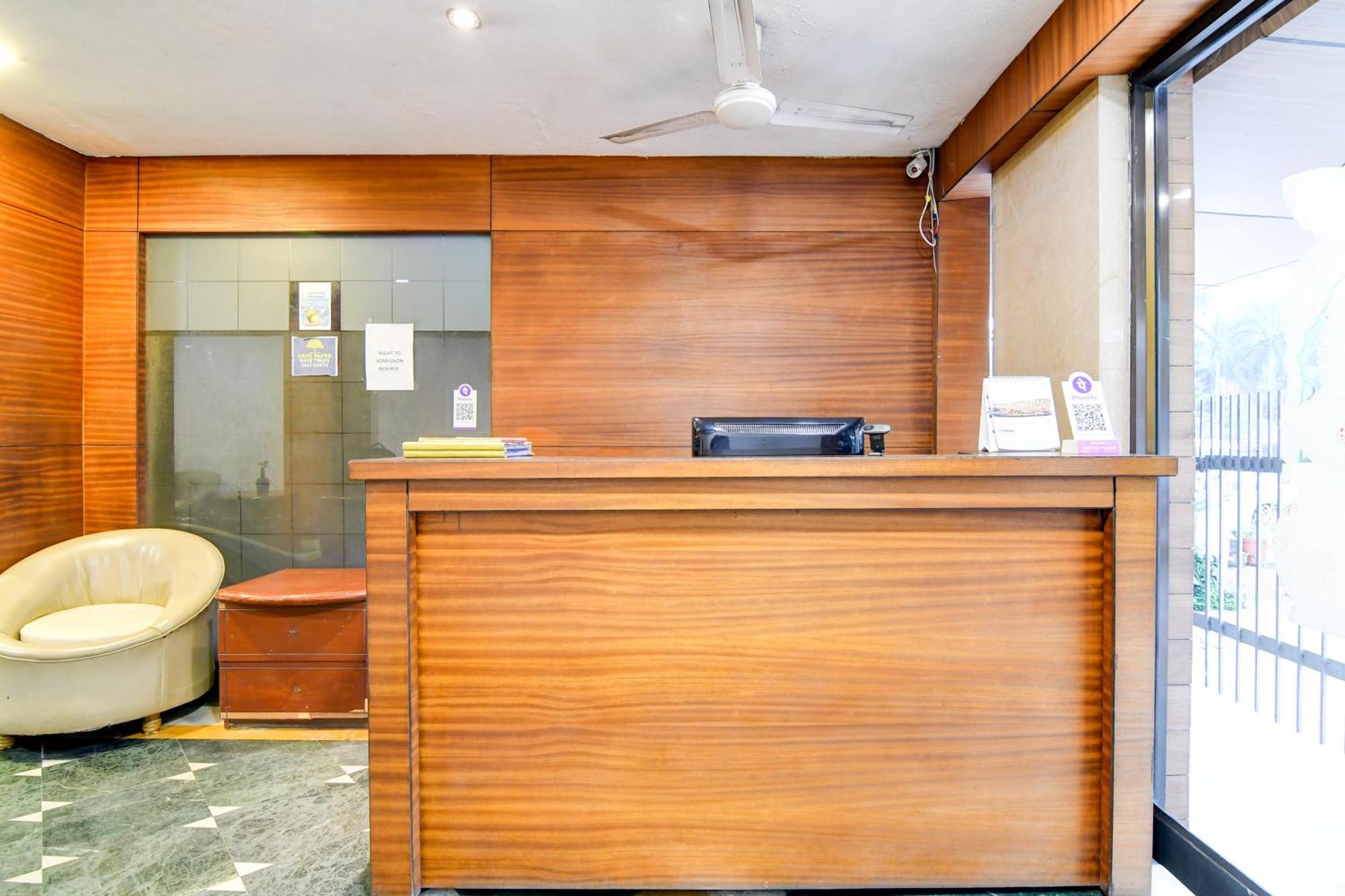 Hotel King'S Crown Calcutta  Esterno foto