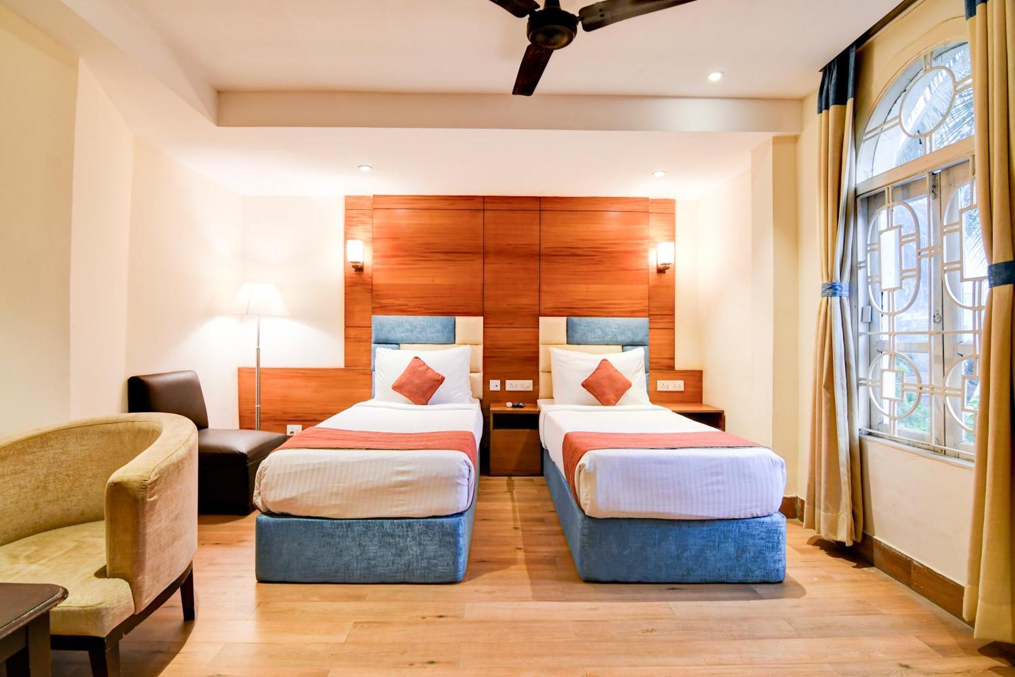 Hotel King'S Crown Calcutta  Esterno foto
